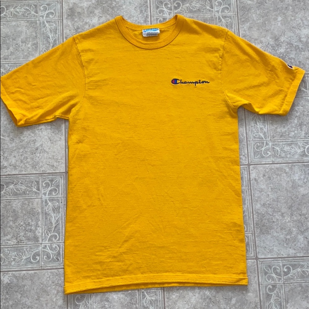 Champion t-shirt